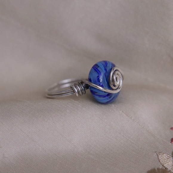 Unique Sterling Silver Swirled Blue Art Glass Ring - Size 6.5 - Picture 6 of 11